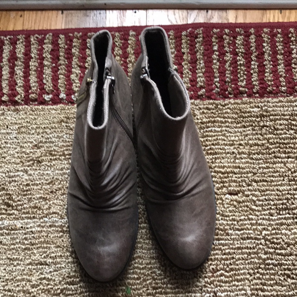 Brown booties - Picture 4 of 5
